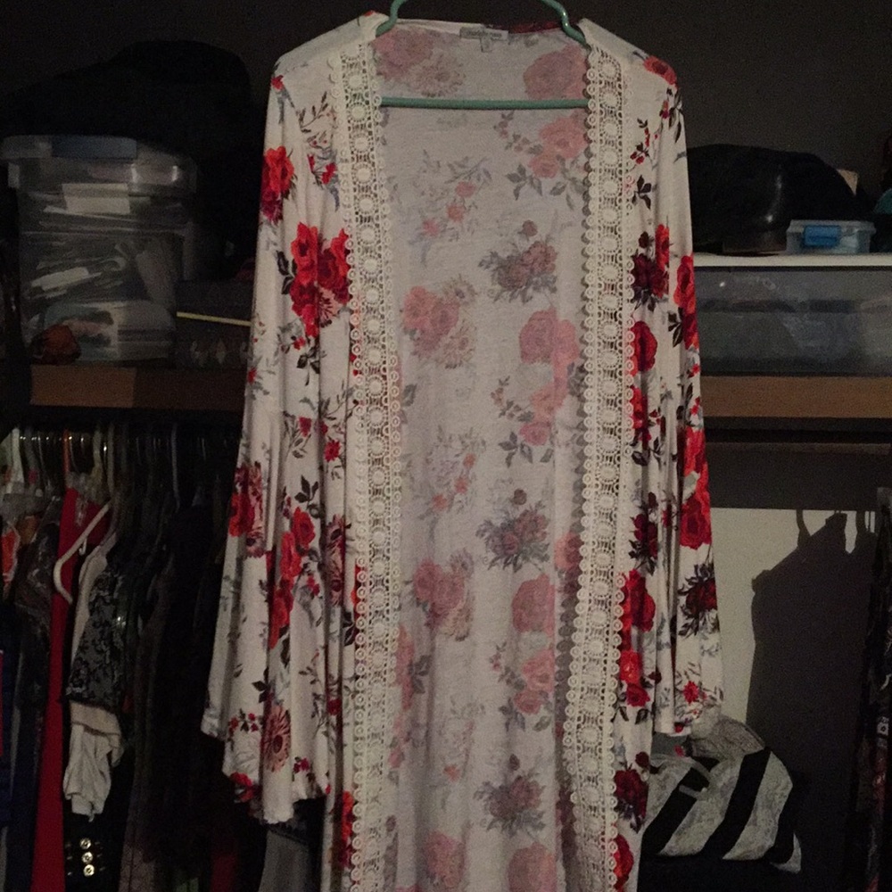 Charlotte Russe Kimono XS